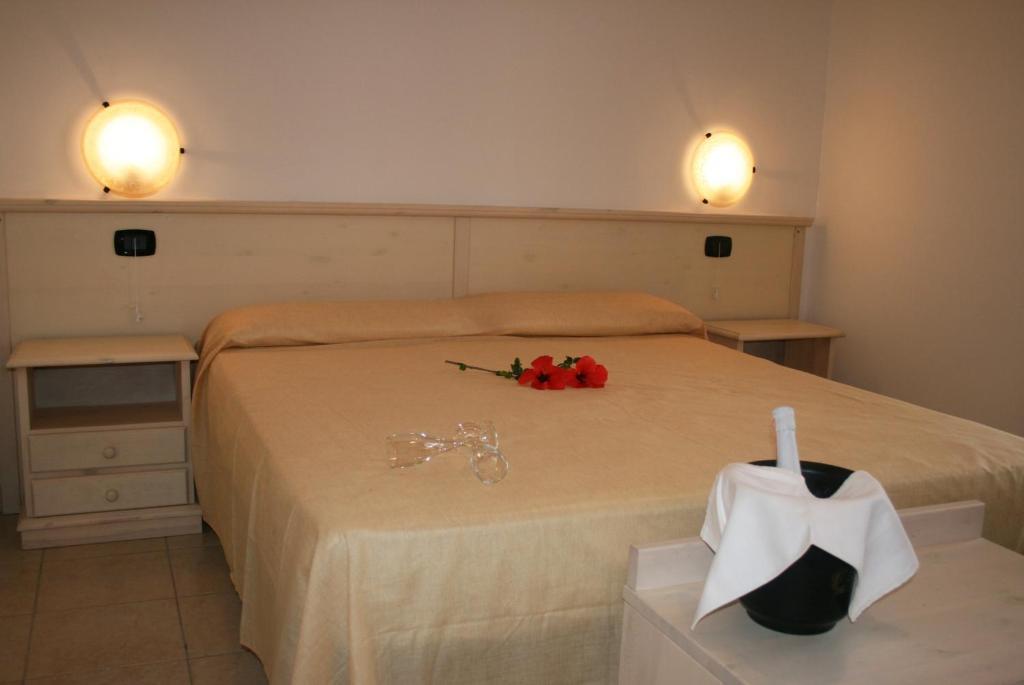 Hotel Residence Turium Santa Maria Del Cedro Habitación foto